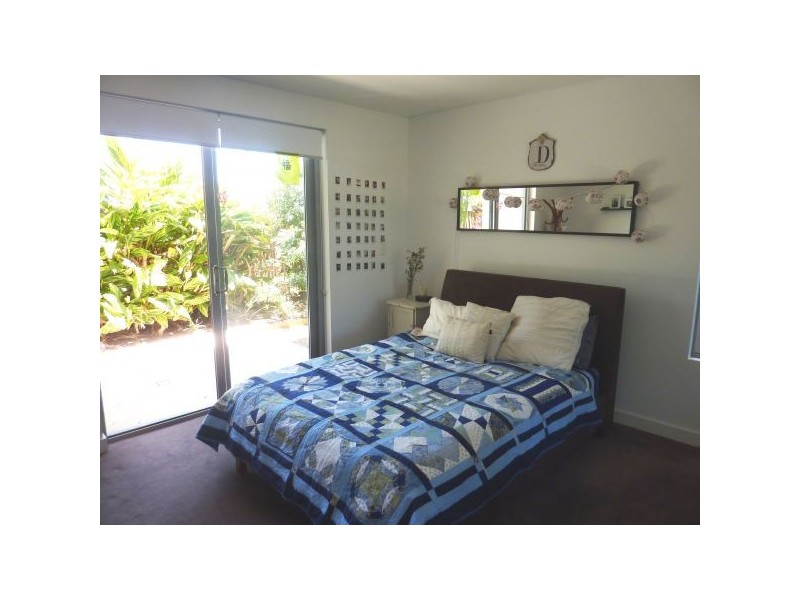 1/2-4 Boundary Lane, Rainbow Bay QLD 4225