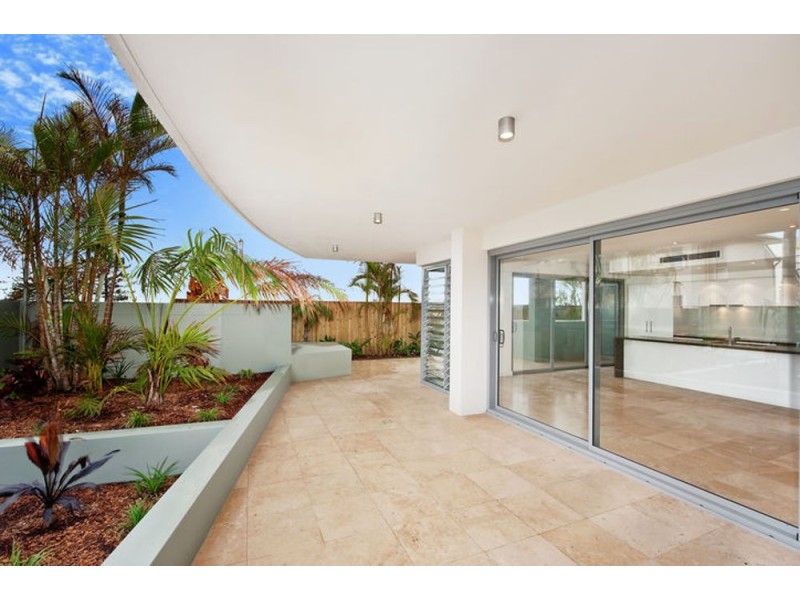 1/2-4 Boundary Lane, Rainbow Bay QLD 4225