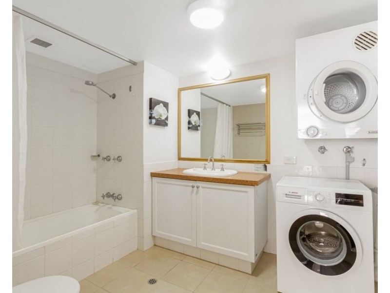 334/99 Griffith Street, Coolangatta QLD 4225