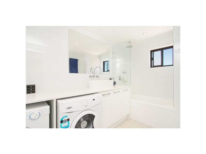 9/18 Lanham Street, Coolangatta QLD 4225
