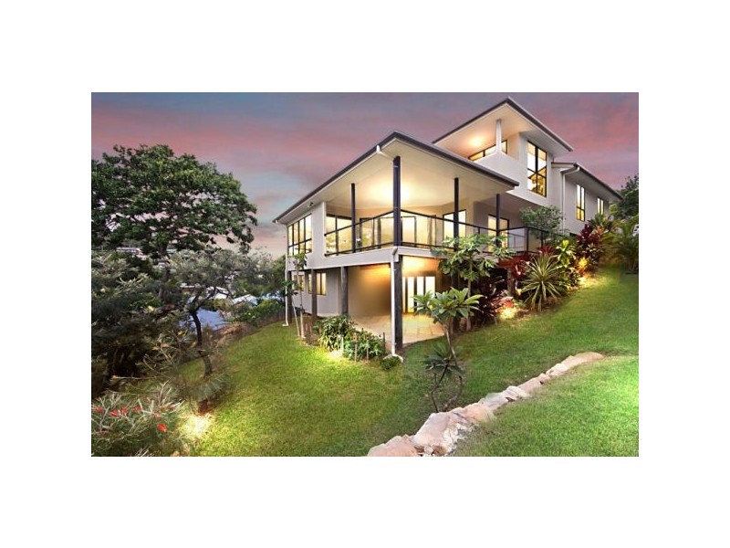 92 Mclean Street, Coolangatta QLD 4225