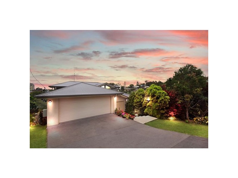 92 Mclean Street, Coolangatta QLD 4225