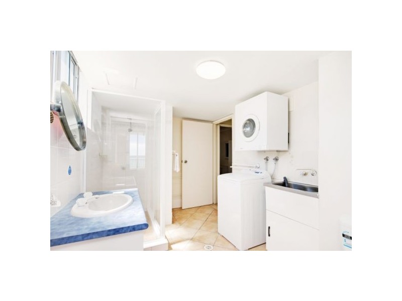 5/3 Ward Street, Rainbow Bay QLD 4225
