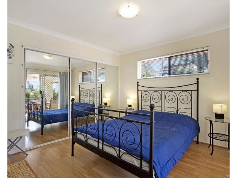 12/205-207 Boundary Street, Coolangatta QLD 4225