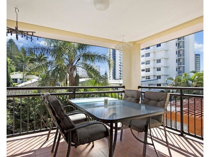 12/205-207 Boundary Street, Coolangatta QLD 4225
