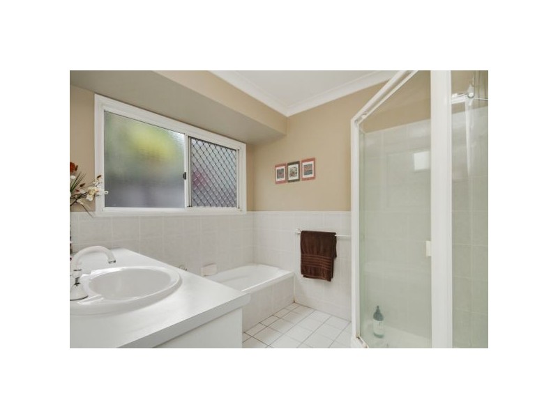 26 Chestnut Drive, Banora Point NSW 2486