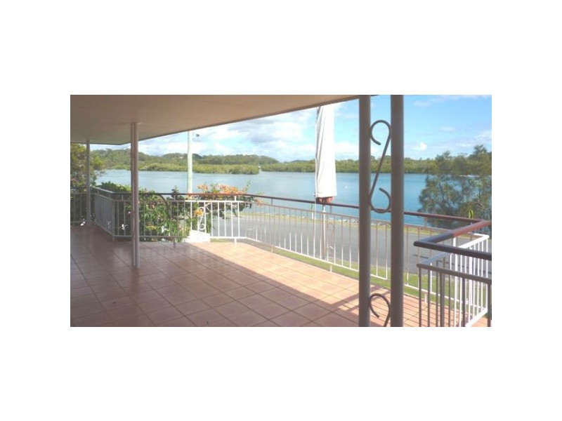 44 Philps Parade, Tweed Heads South NSW 2486