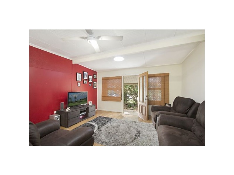 17 Floral Ave, Tweed Heads South NSW 2486