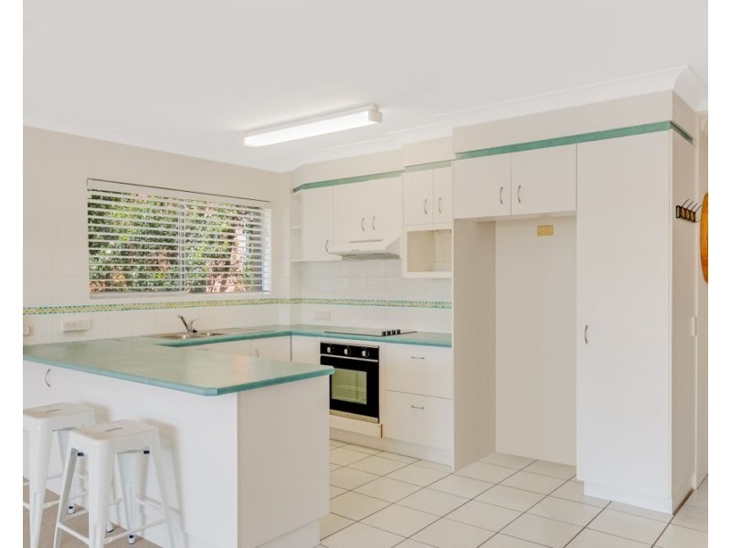 4/78 Stapylton Street, Coolangatta QLD 4225