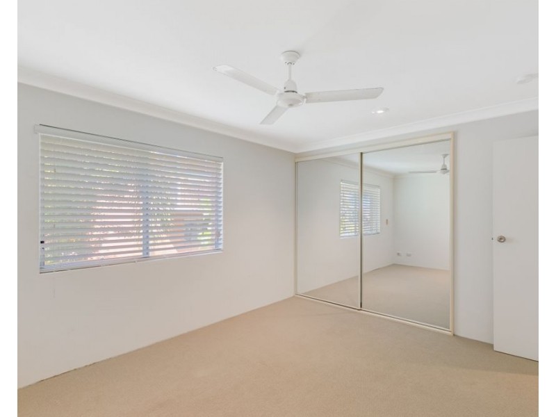 4/78 Stapylton Street, Coolangatta QLD 4225