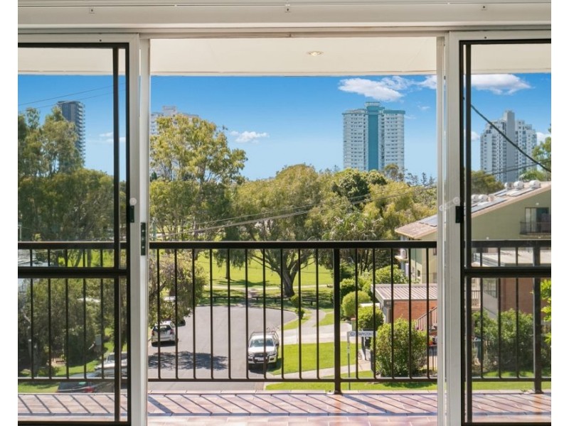 4/78 Stapylton Street, Coolangatta QLD 4225