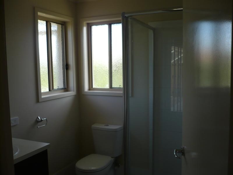 2  Alford lane , Pacific Pines QLD 4211