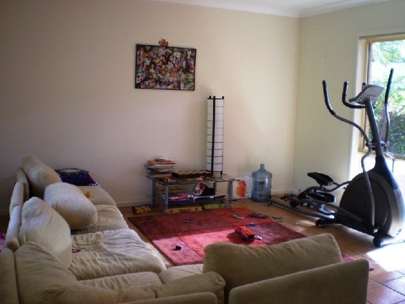 Pacific Pines QLD 4211