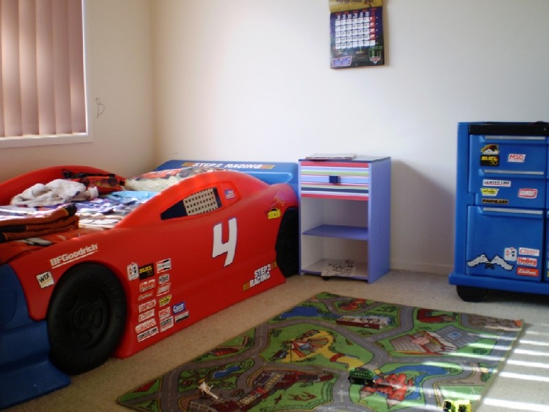 Pacific Pines QLD 4211