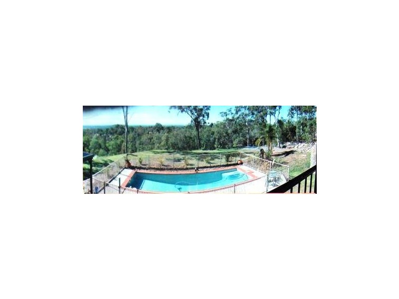 Gaven QLD 4211