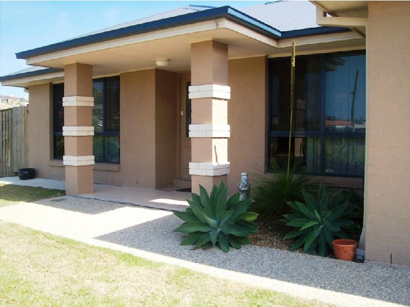 Pacific Pines QLD 4211