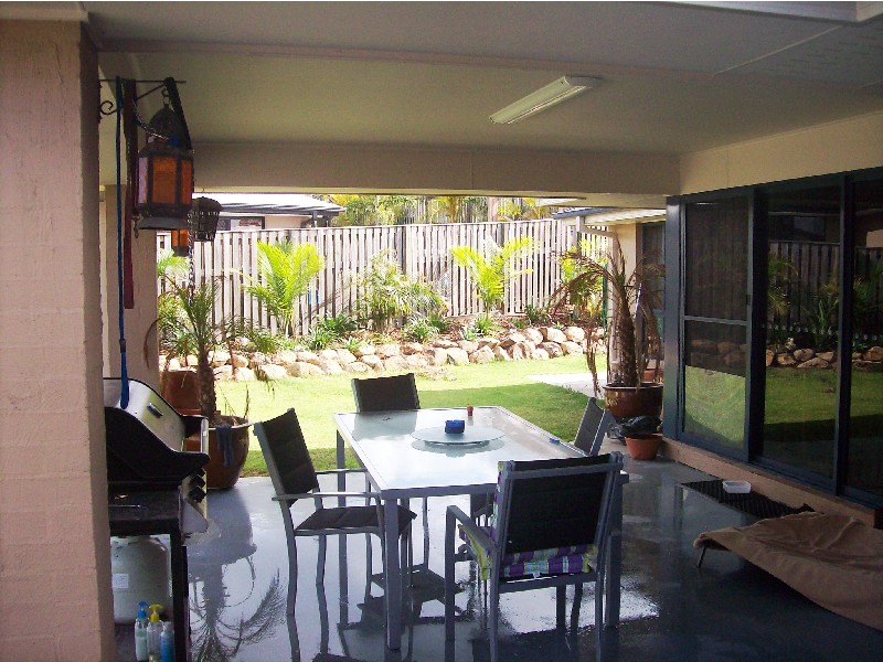 Pacific Pines QLD 4211