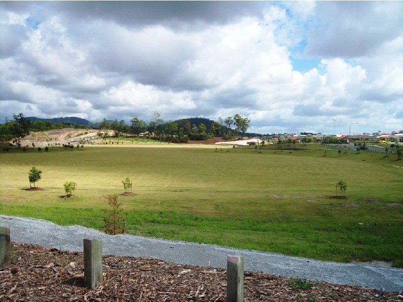 Pacific Pines QLD 4211