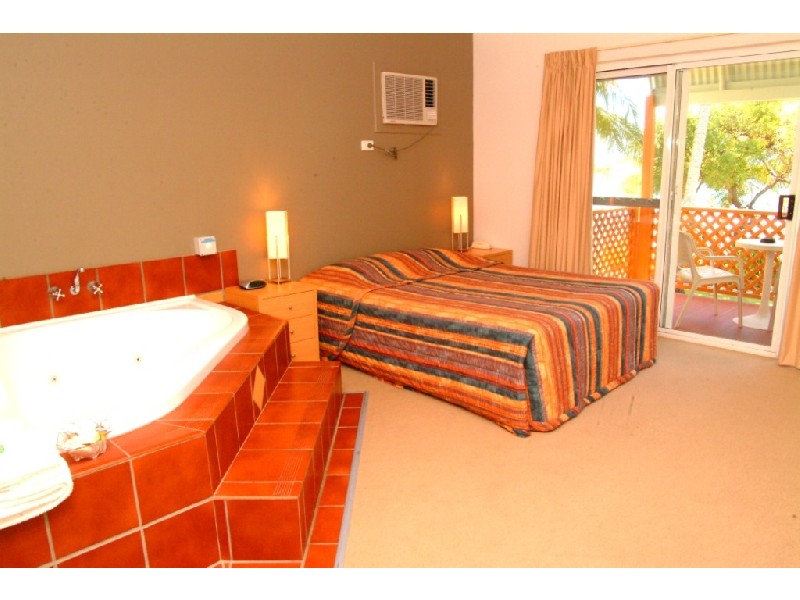 Dolphin Heads QLD 4740