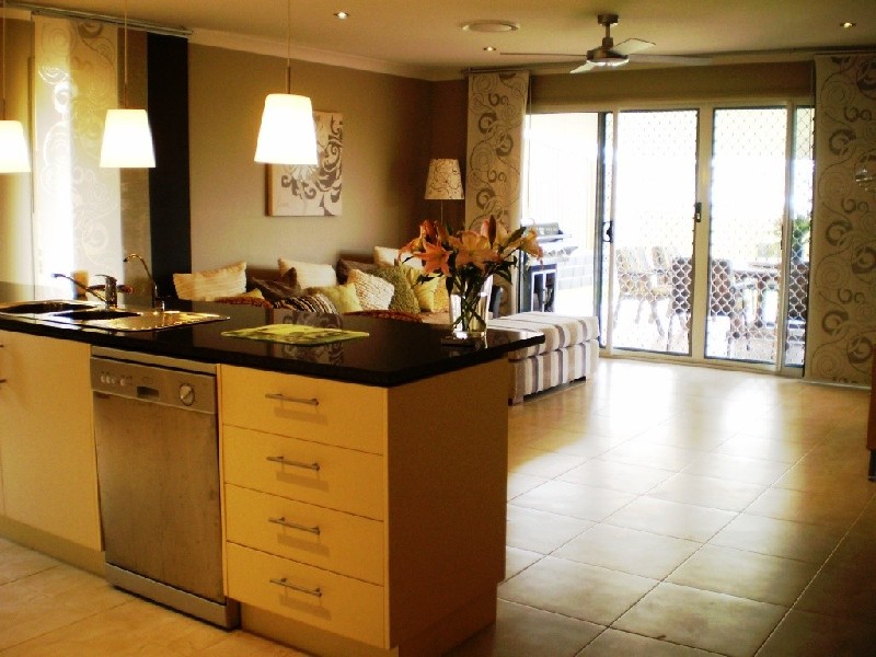 Pacific Pines QLD 4211