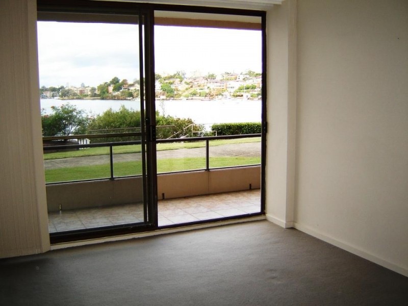 2/12 Walton Crescent, Abbotsford NSW 2046