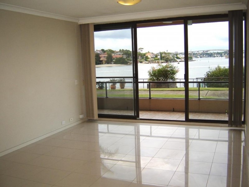 2/12 Walton Crescent, Abbotsford NSW 2046