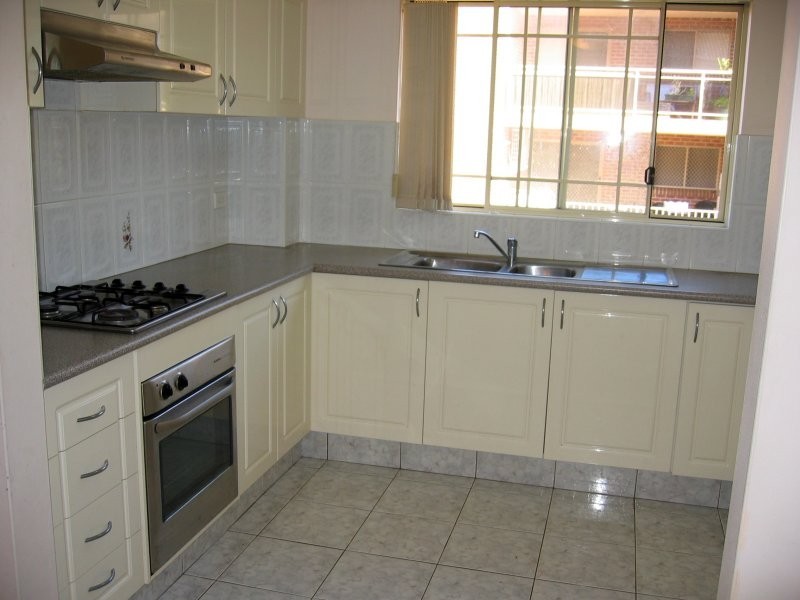 12/30 Brandon Avenue, Bankstown NSW 2200