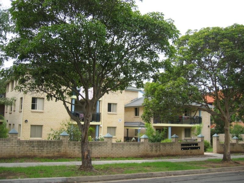 11/51-53 Cairds Avenue, Bankstown NSW 2200