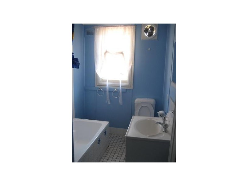 12 FINCHHAFFEN ST, Holsworthy NSW 2173