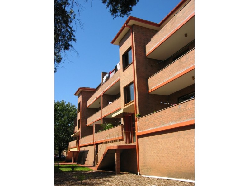 2/21 GEORGE ST, Liverpool NSW 2170