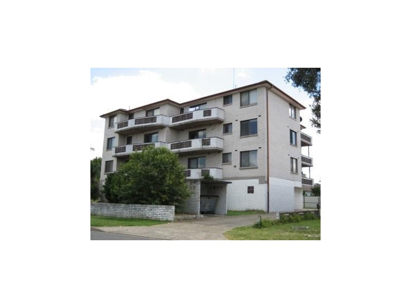 Fairfield NSW 2165