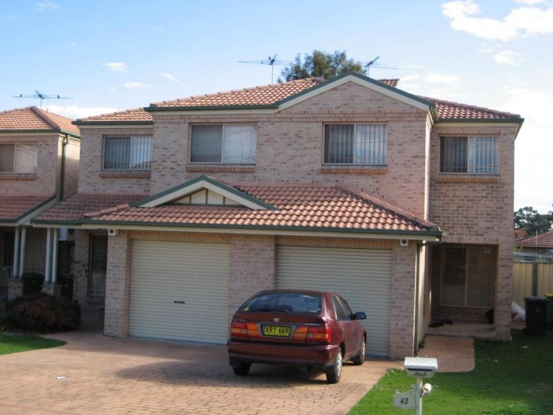 43 WATER ST, Cabramatta West NSW 2166