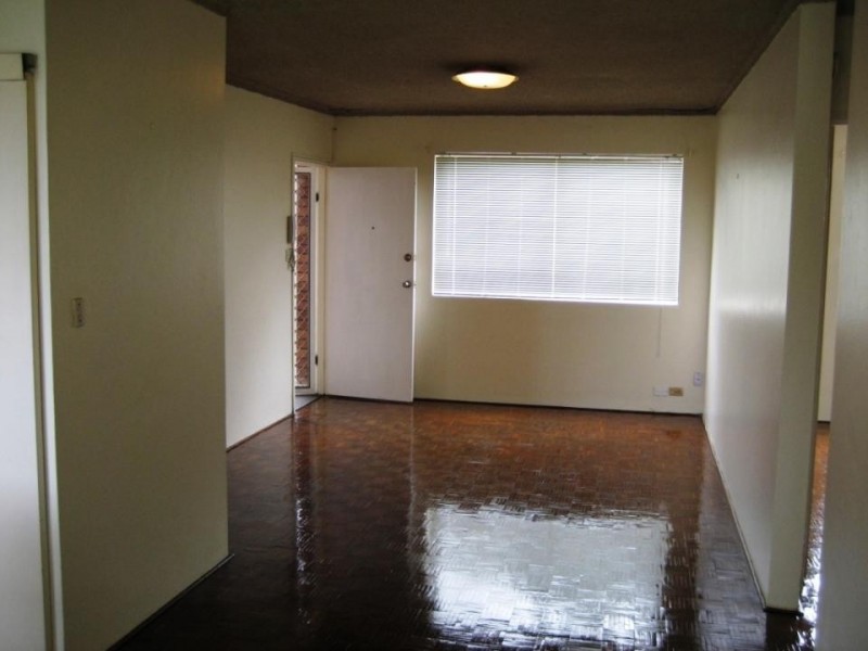 6/4 CARRAMAR AVE, Carramar NSW 2163