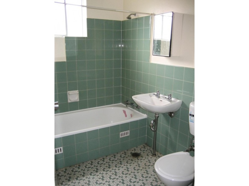 6/4 CARRAMAR AVE, Carramar NSW 2163