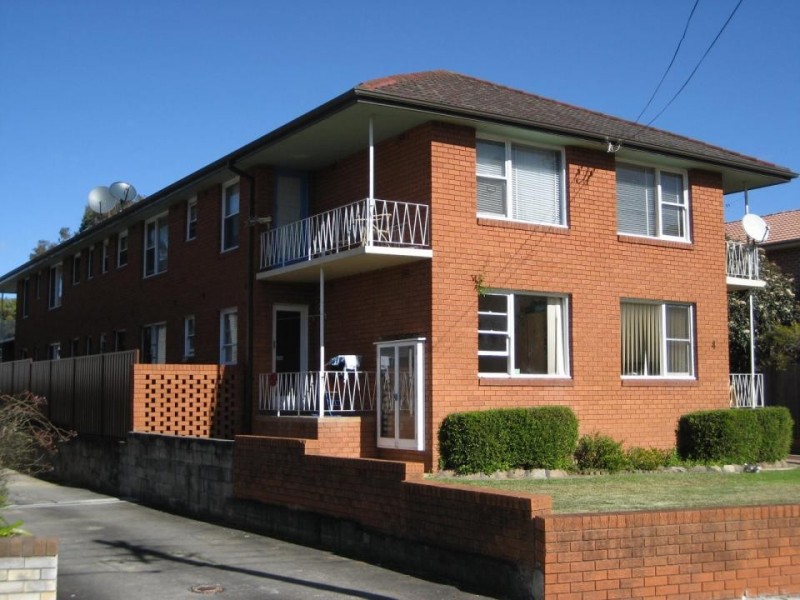 3/4 EDWIN ST, Regents Park NSW 2143