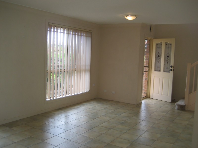 2/46 CHARLES ST, Smithfield NSW 2164