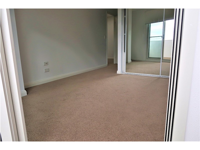 906/61 Rickard Rd, Bankstown NSW 2200