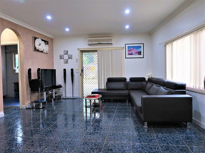 13 Warwick St, Punchbowl NSW 2196