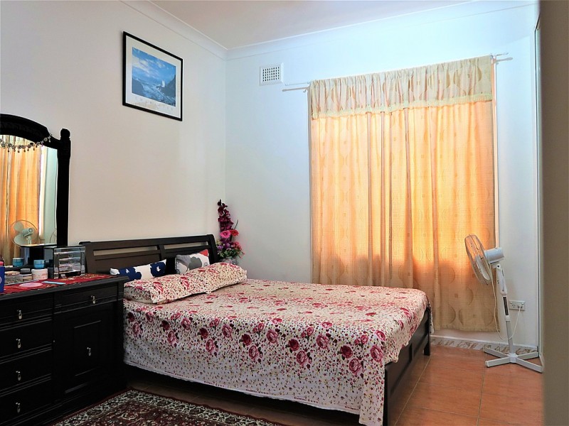 13 Warwick St, Punchbowl NSW 2196