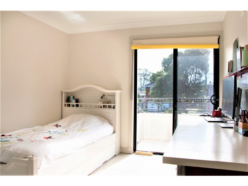 17 McMahon Rd, Yagoona NSW 2199