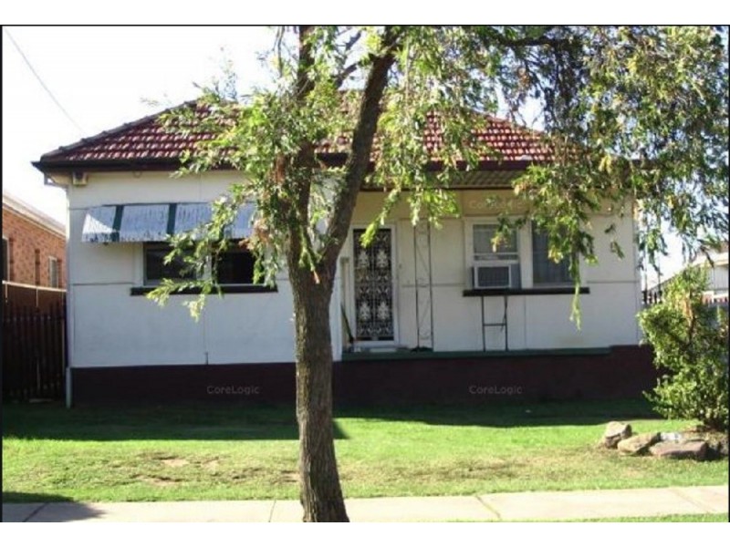 9 Lancelot St, Bankstown NSW 2200