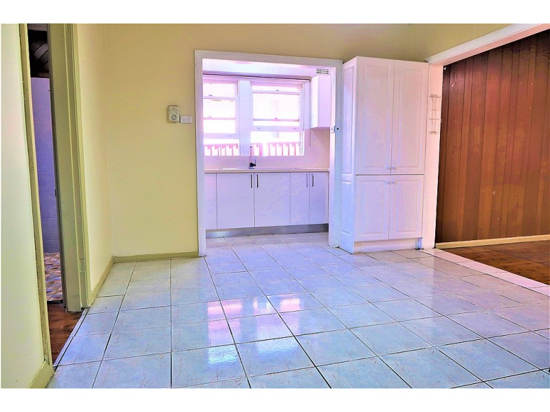 9 Lancelot St, Bankstown NSW 2200