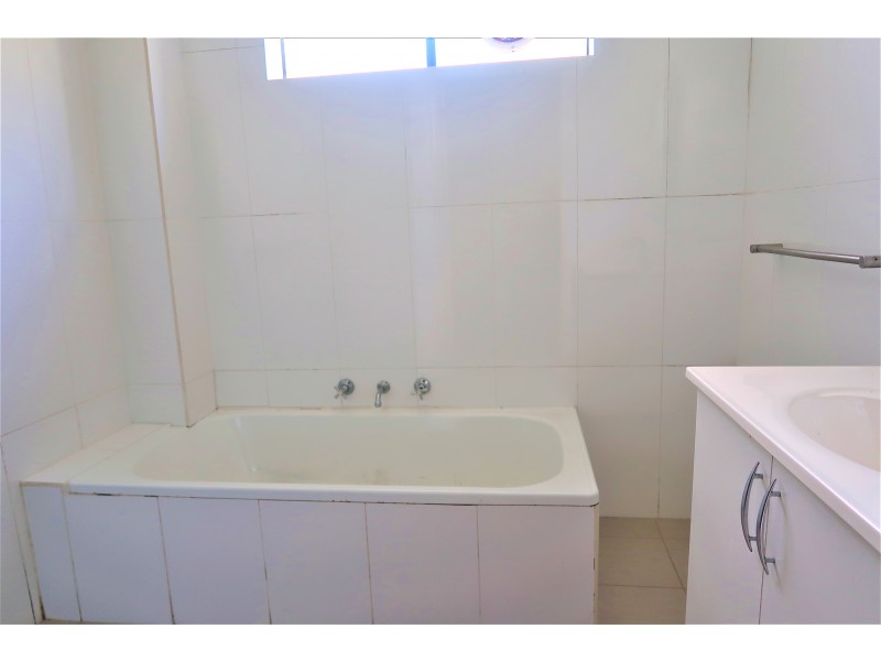 19/22-24 Sir Joseph Banks street, Bankstown NSW 2200