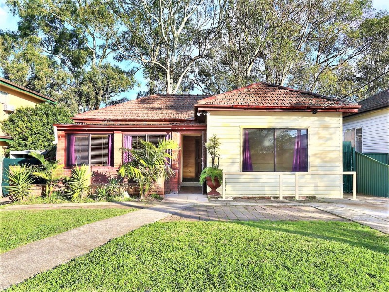 23 Wall Ave, Panania NSW 2213