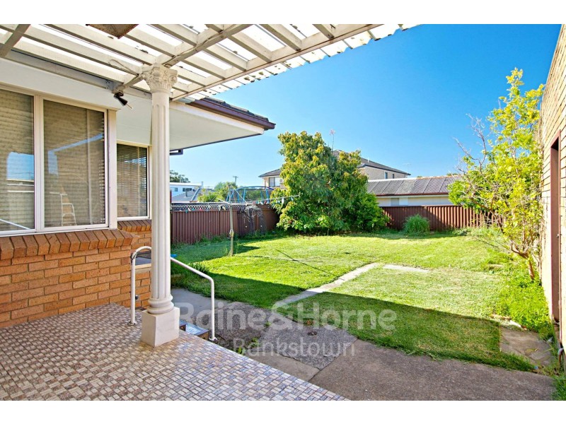 50 Farrell Rd, Bass Hill NSW 2197