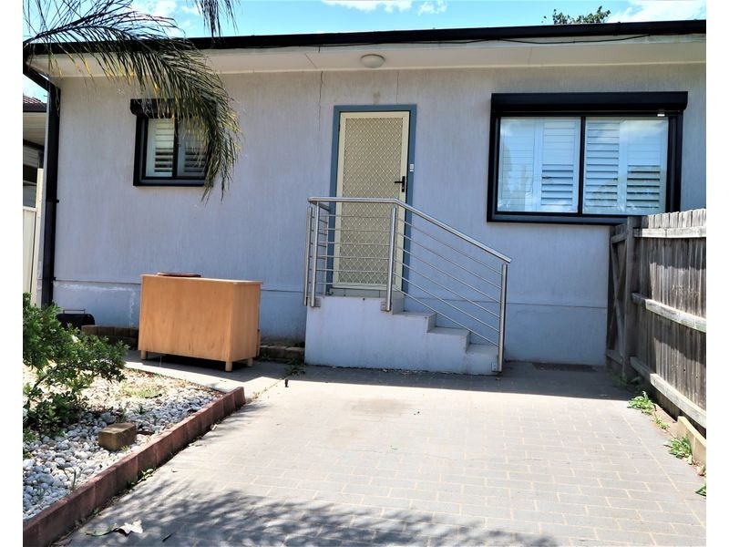 11a Owen Road, Georges Hall NSW 2198