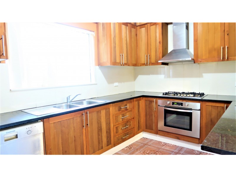 3/131 Boronia Road, Greenacre NSW 2190