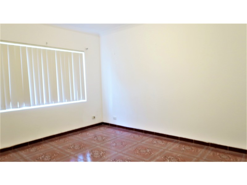 3/131 Boronia Road, Greenacre NSW 2190