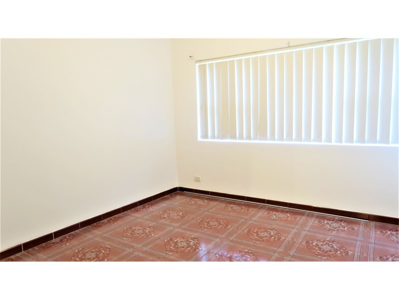 3/131 Boronia Road, Greenacre NSW 2190