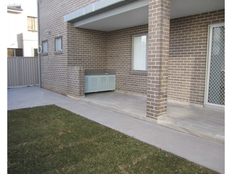 197 Acacia Ave, Greenacre NSW 2190